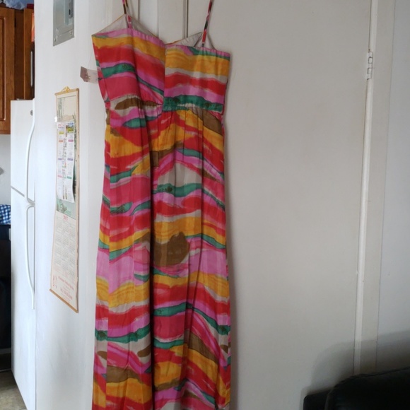 Dress - Picture 5 of 5